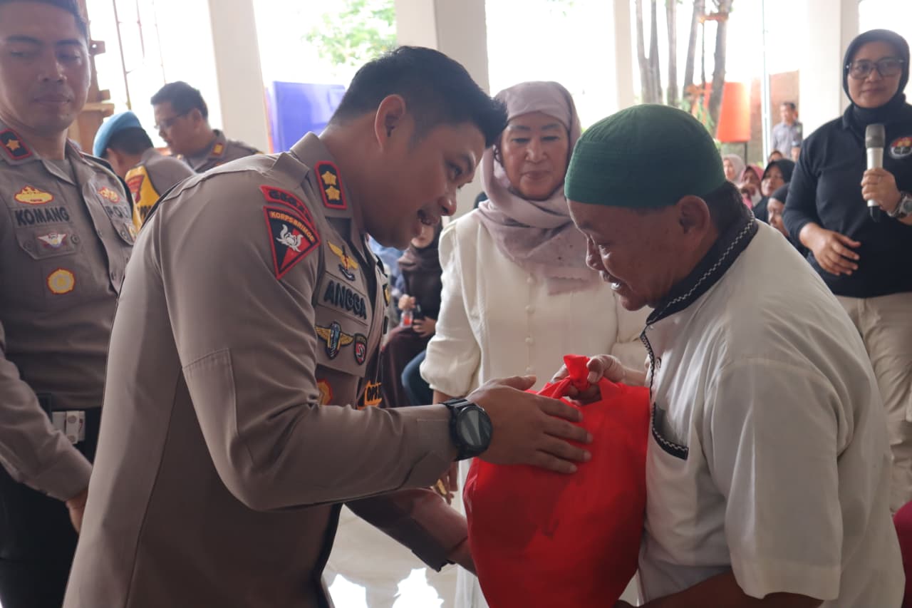 Jaga Bekasi On The Spot, Polisi Edukasi Warga Cikarang Utara Cegah Narkoba dan Tawuran